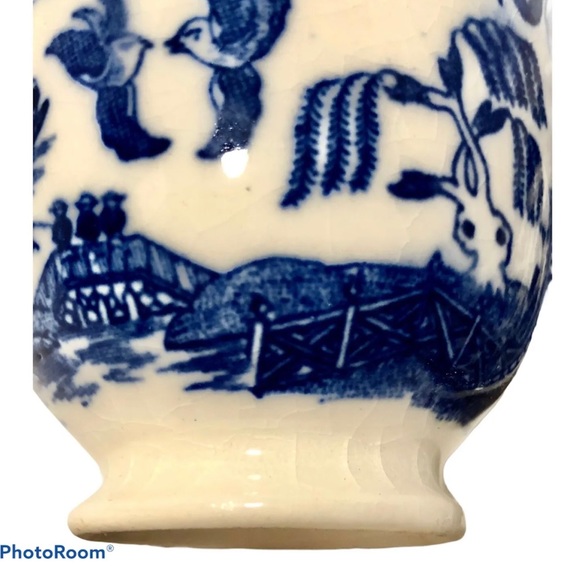 Vintage Oriental Flow Blue Mini Tea Cup Saucer Set Porcelain Japan Crazing 2.5" - Picture 3 of 9